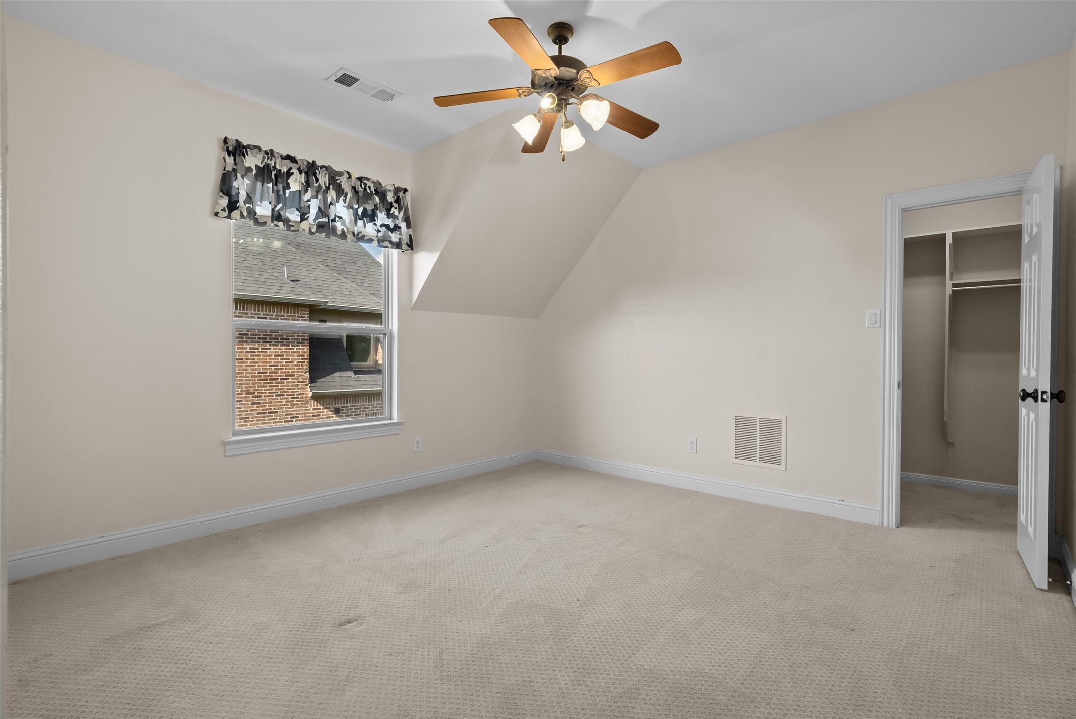 8491 Canyon Crossing Lantana TX 76226