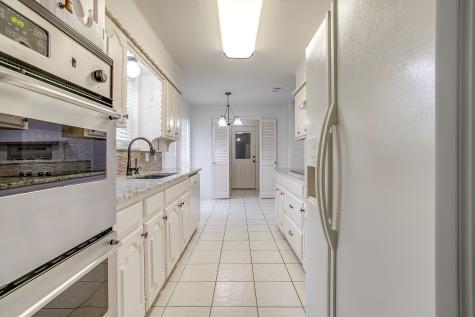 802 Shady Creek Drive Cleburne TX 76033
