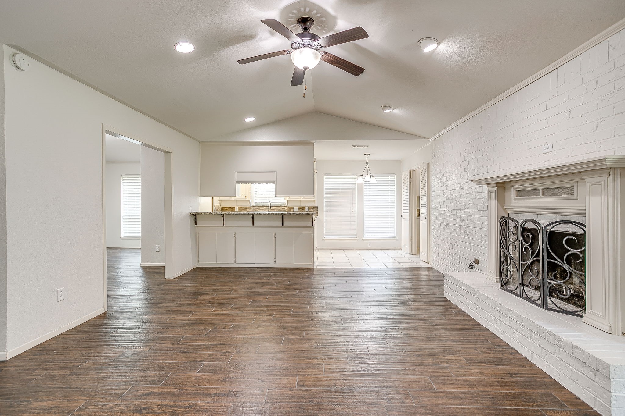 802 Shady Creek Drive Cleburne TX 76033