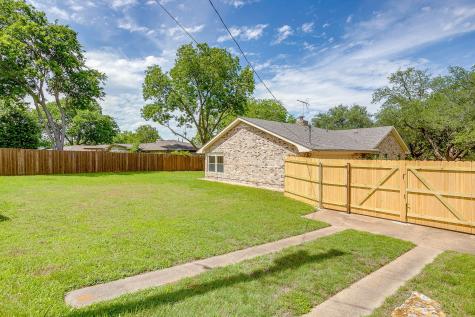 802 Shady Creek Drive Cleburne TX 76033