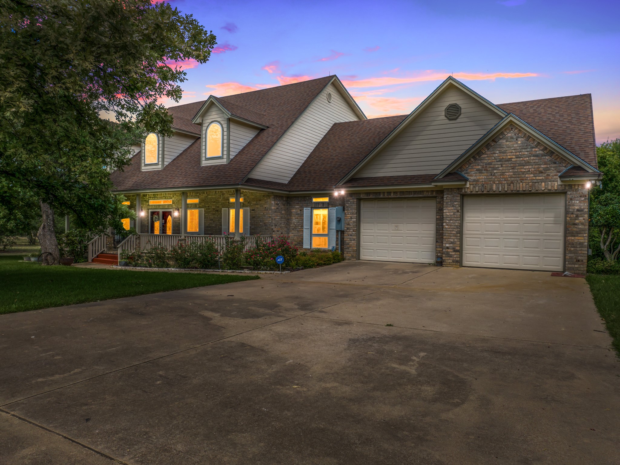 1264 Overlook Drive Whitney TX 76692