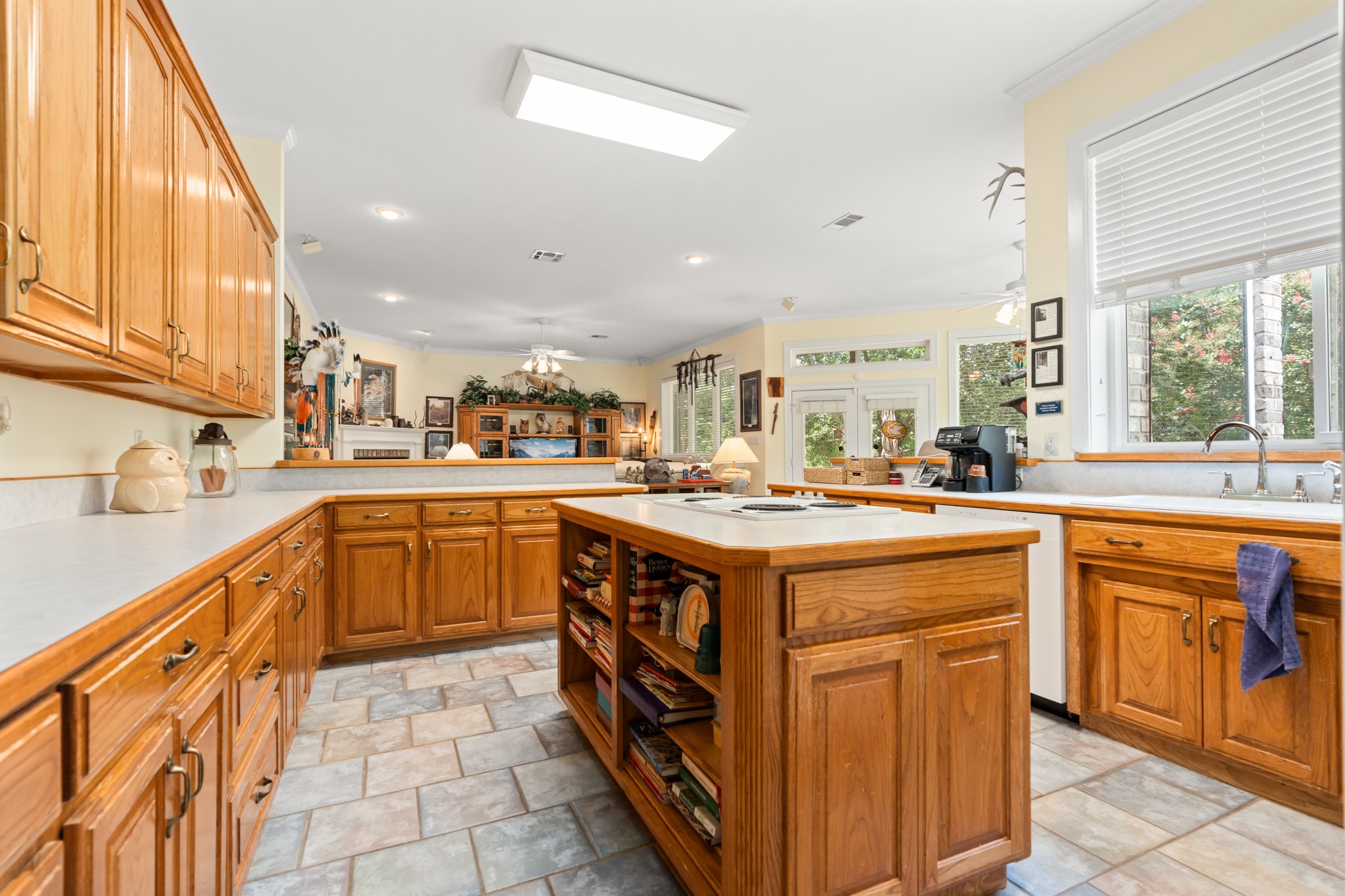 1264 Overlook Drive Whitney TX 76692