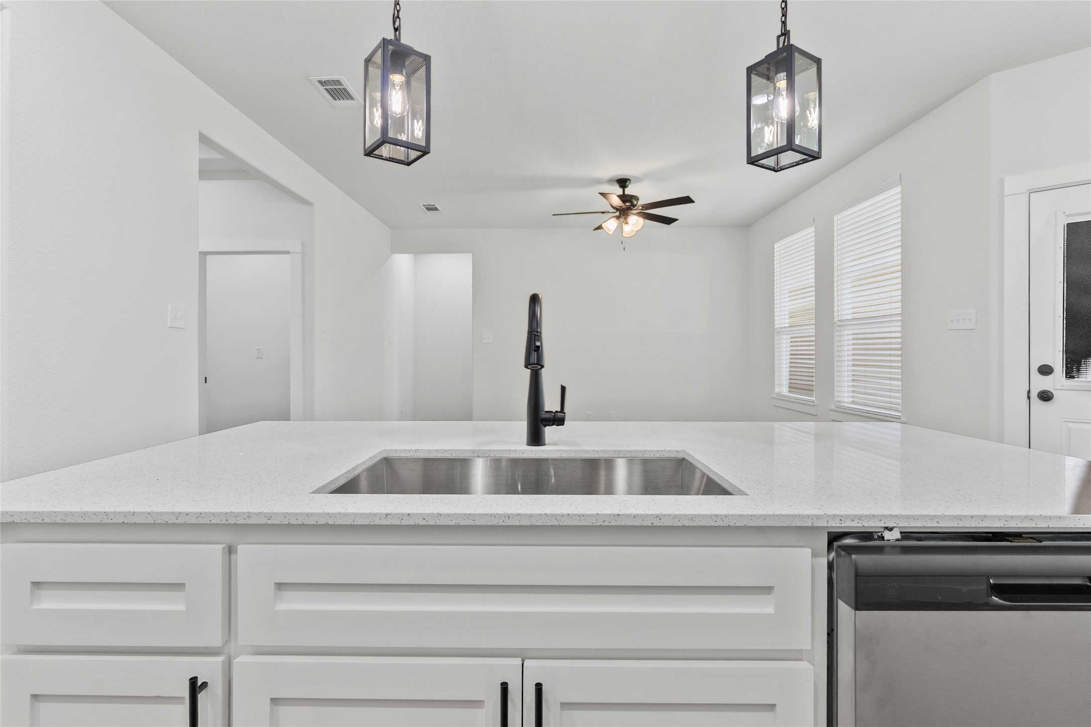 113 N Third Street Celeste TX 75423
