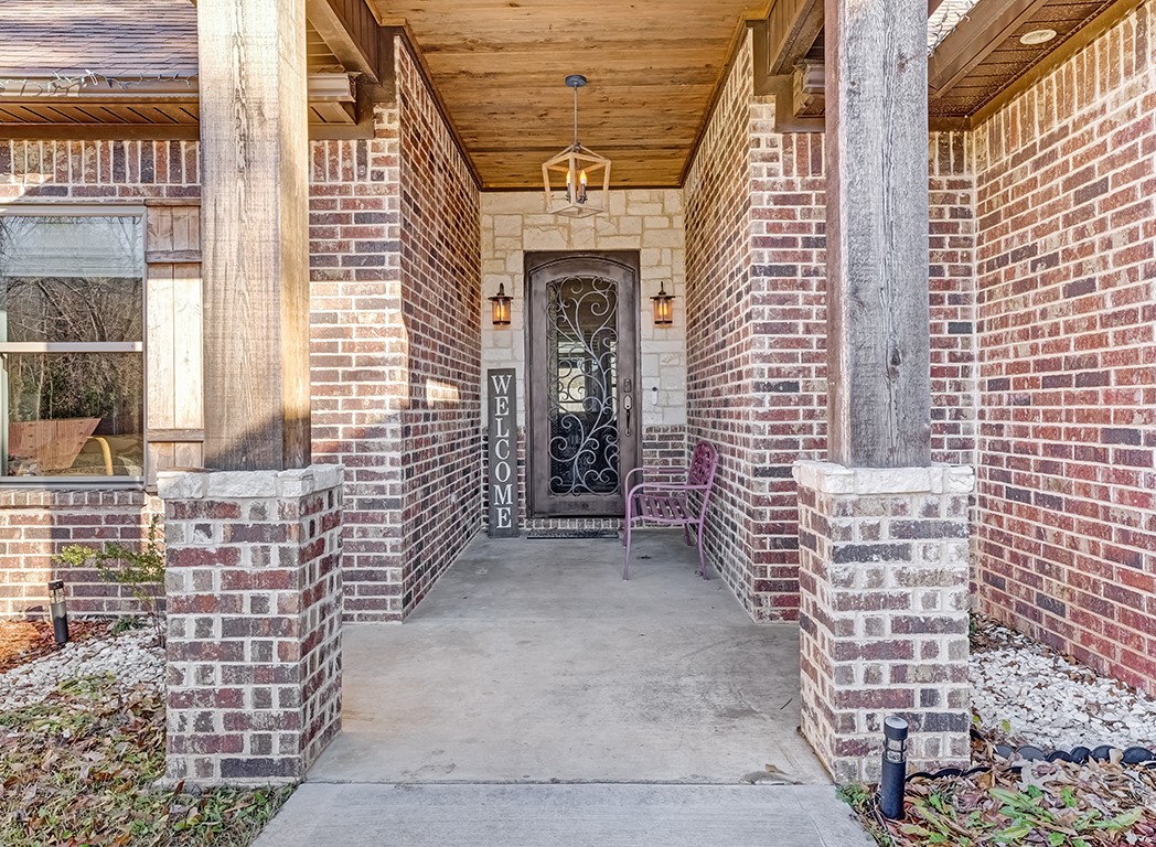 523 Mitchell Ryan Wake Village TX 75501