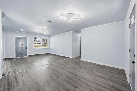 3922 Rainier Street Irving TX 75062