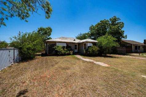 1821 Avenue K Anson TX 79501