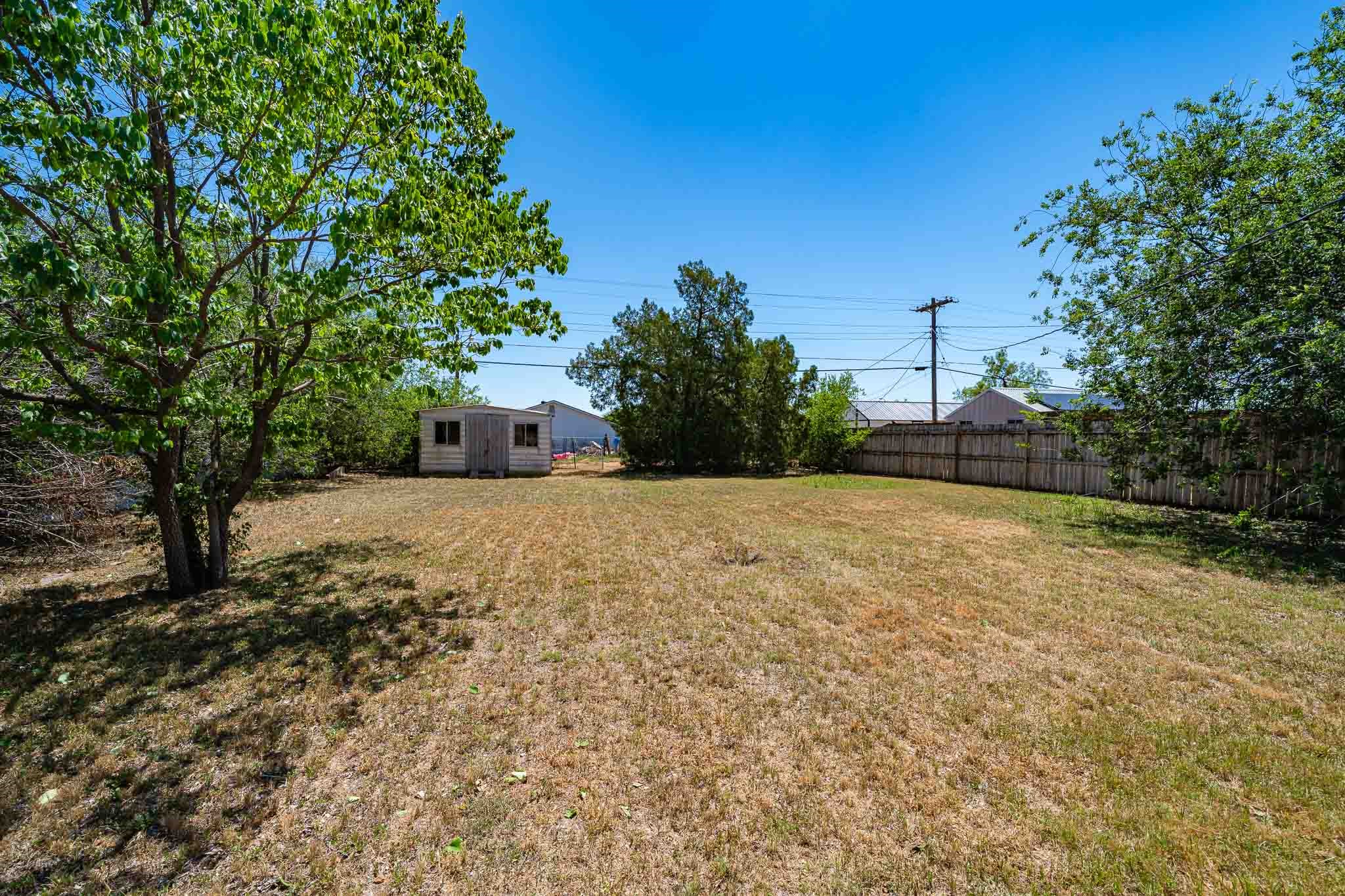 1821 Avenue K Anson TX 79501