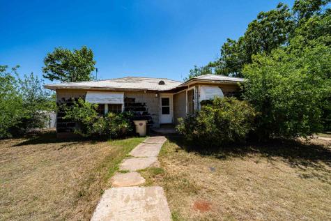1821 Avenue K Anson TX 79501