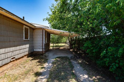 1821 Avenue K Anson TX 79501