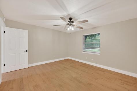 129 N Dobson Street Burleson TX 76028