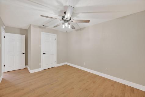 129 N Dobson Street Burleson TX 76028