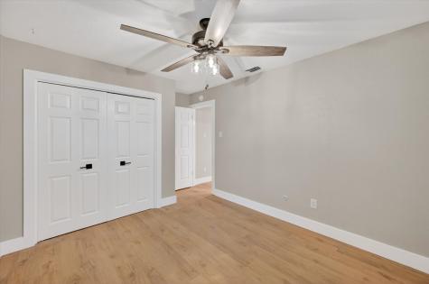 129 N Dobson Street Burleson TX 76028
