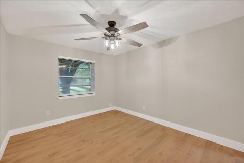 129 N Dobson Street Burleson TX 76028