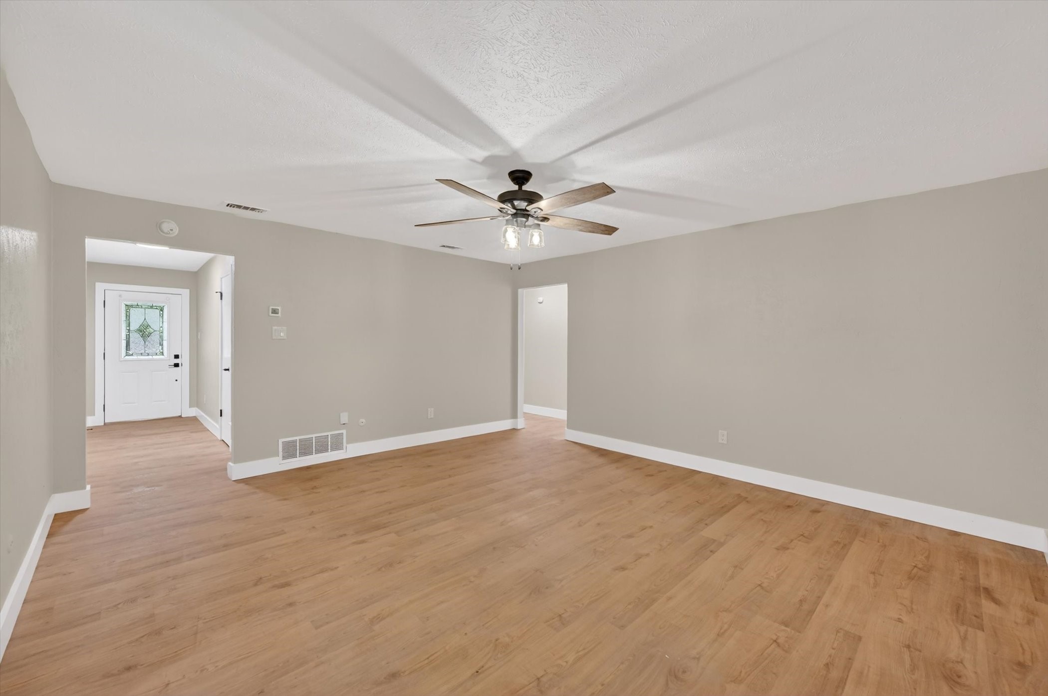 129 N Dobson Street Burleson TX 76028