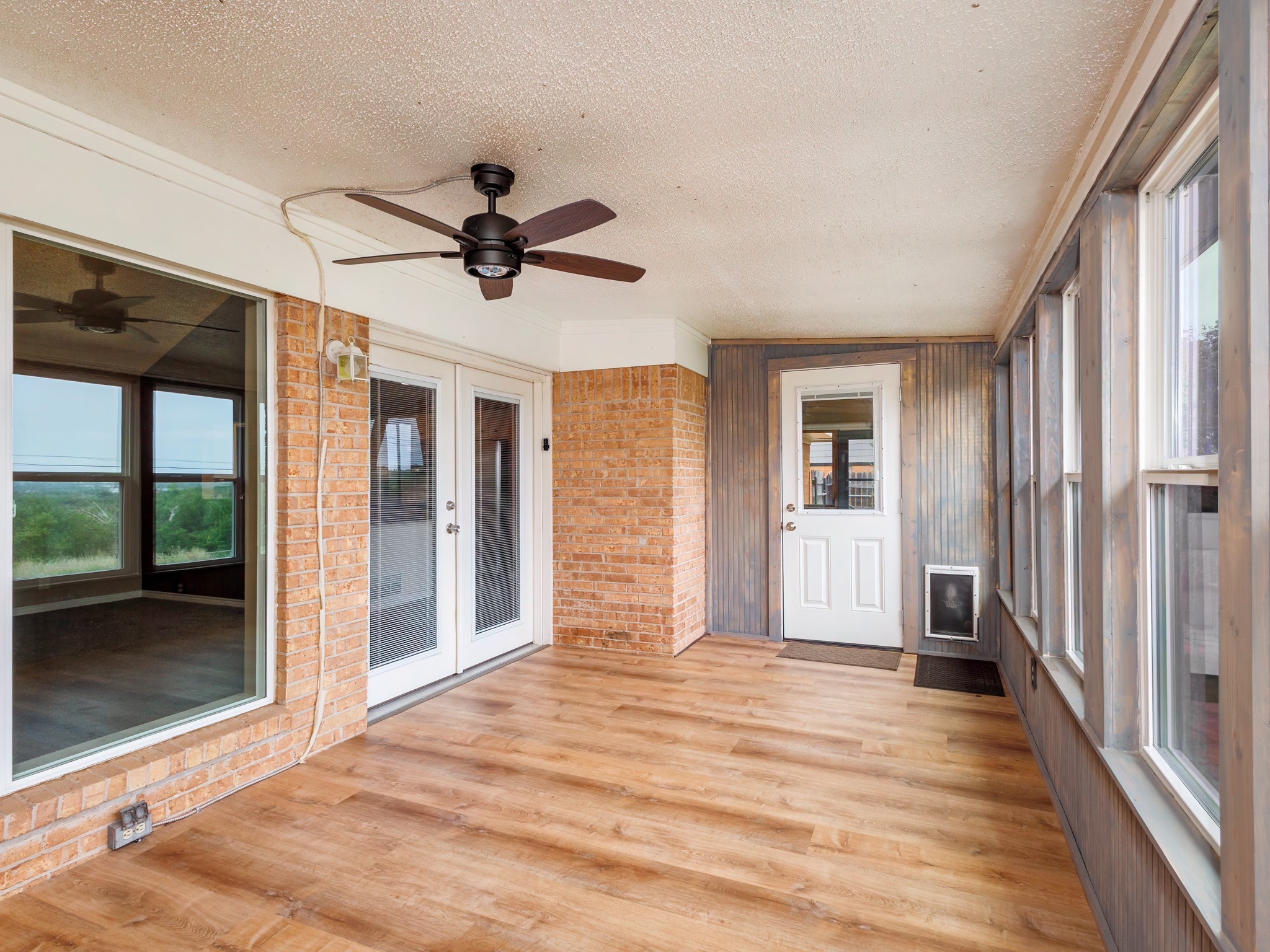 905 High Road Coleman TX 76834