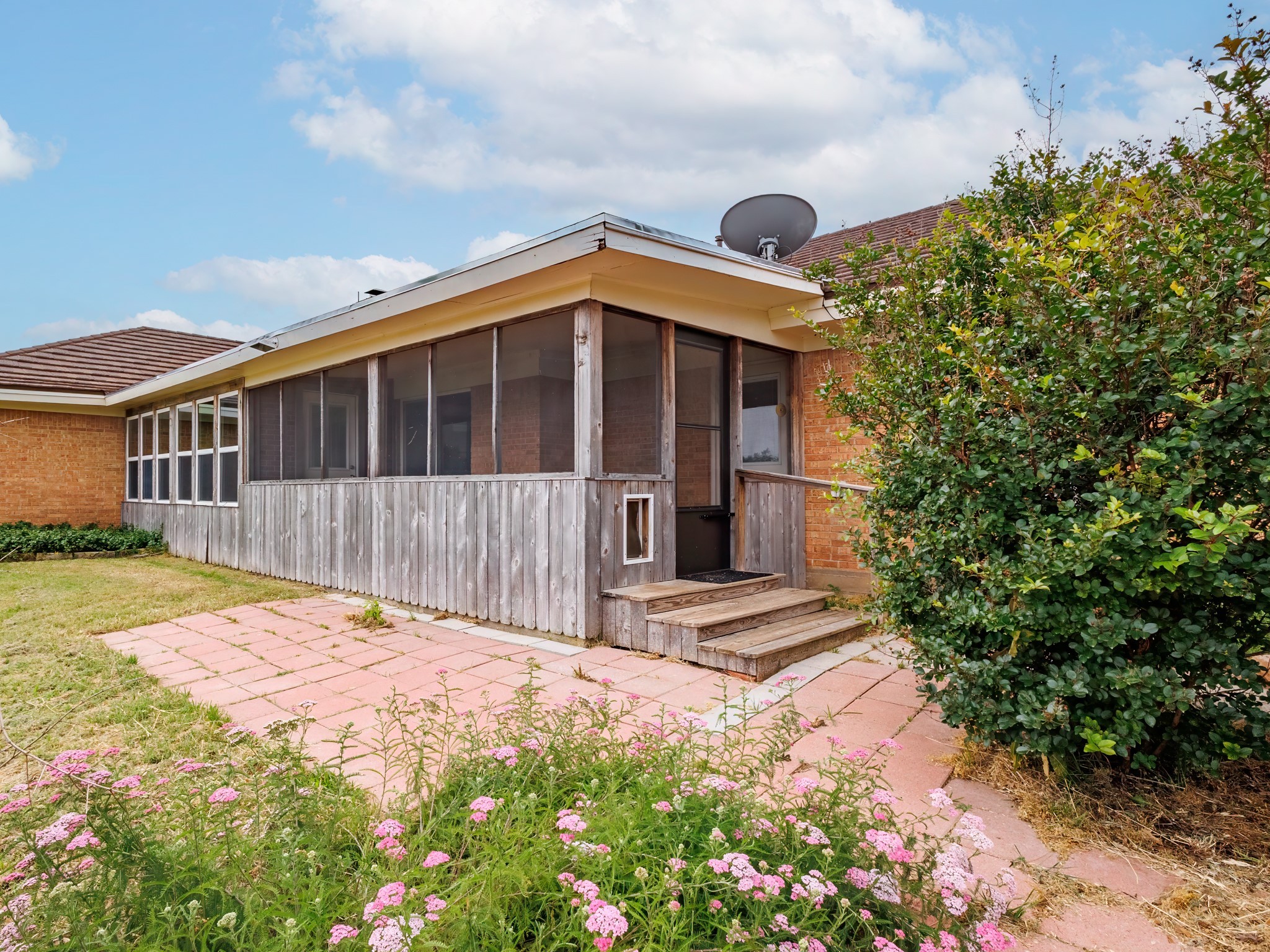 905 High Road Coleman TX 76834