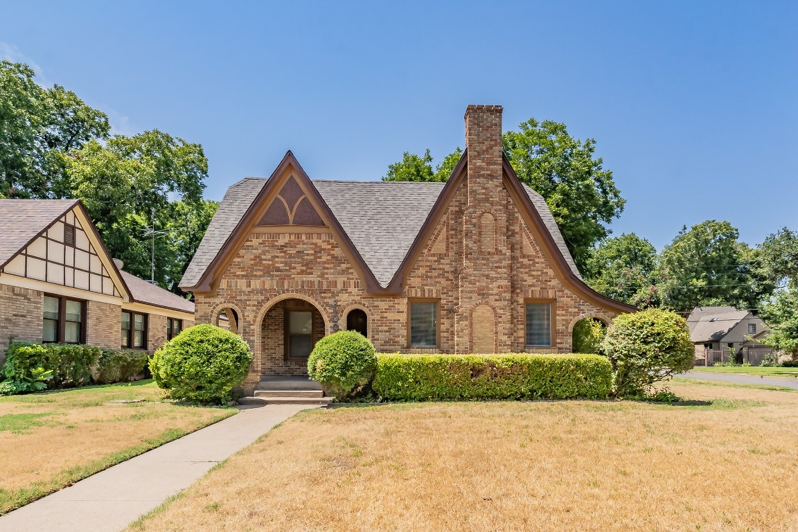 2100 Stanley Avenue Fort Worth TX 76110