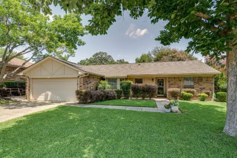 6829 Fair Meadows Drive North Richland Hills TX 76182