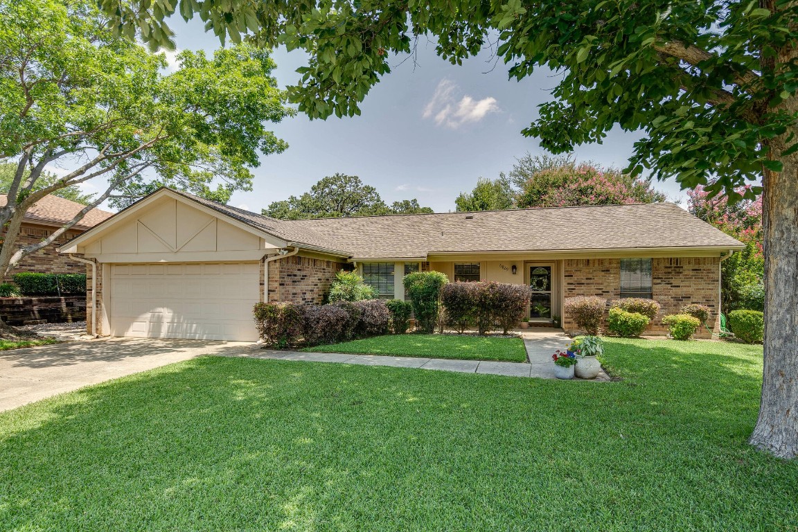 6829 Fair Meadows Drive North Richland Hills TX 76182