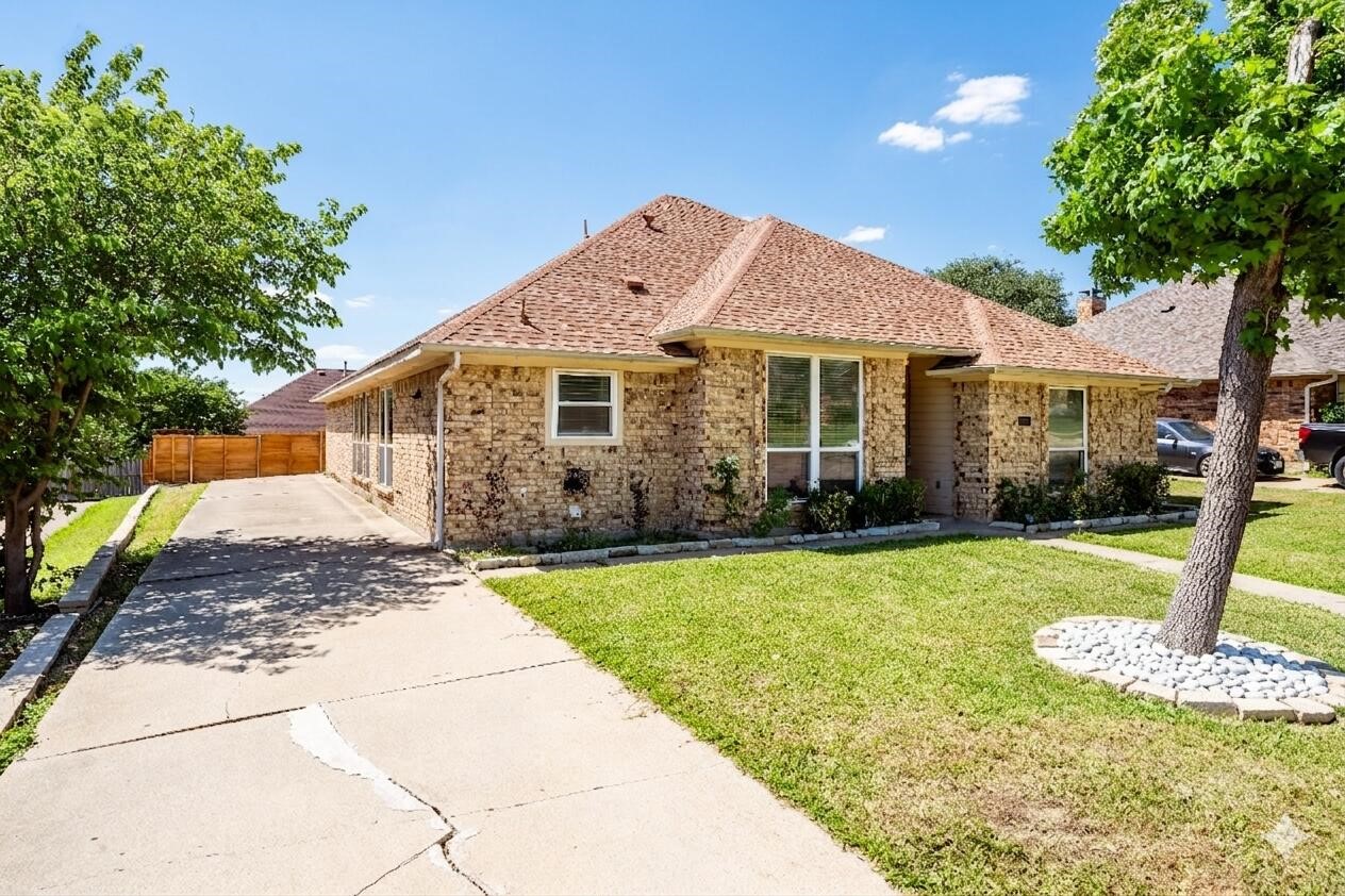 4925 Longwood Court Irving TX 75038