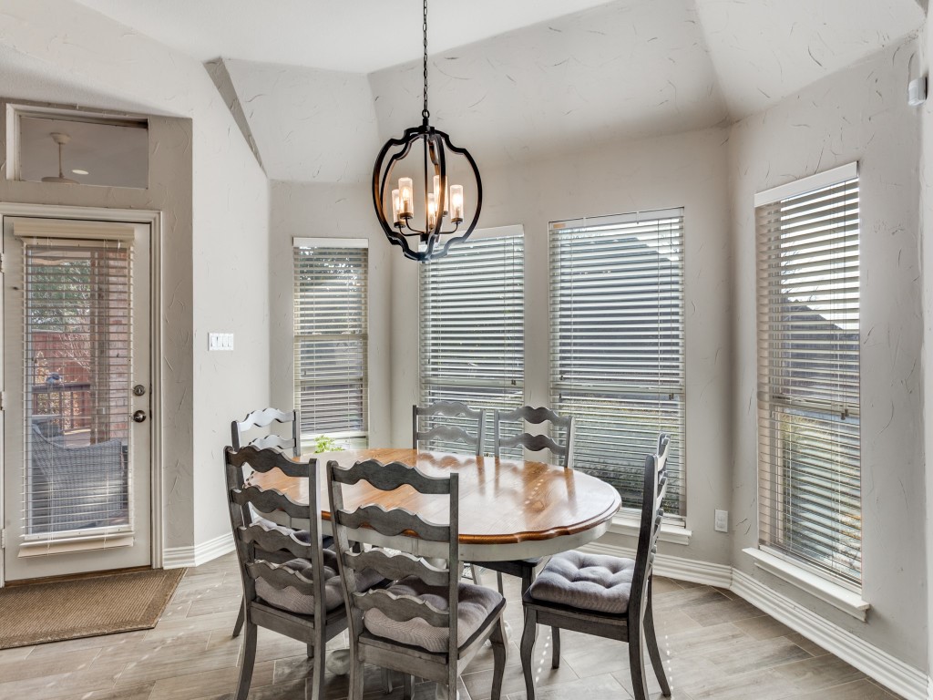 405 Shenandoah Drive Burleson TX 76028