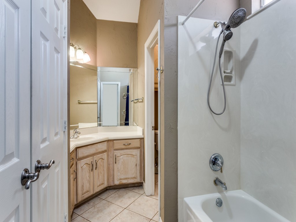 405 Shenandoah Drive Burleson TX 76028