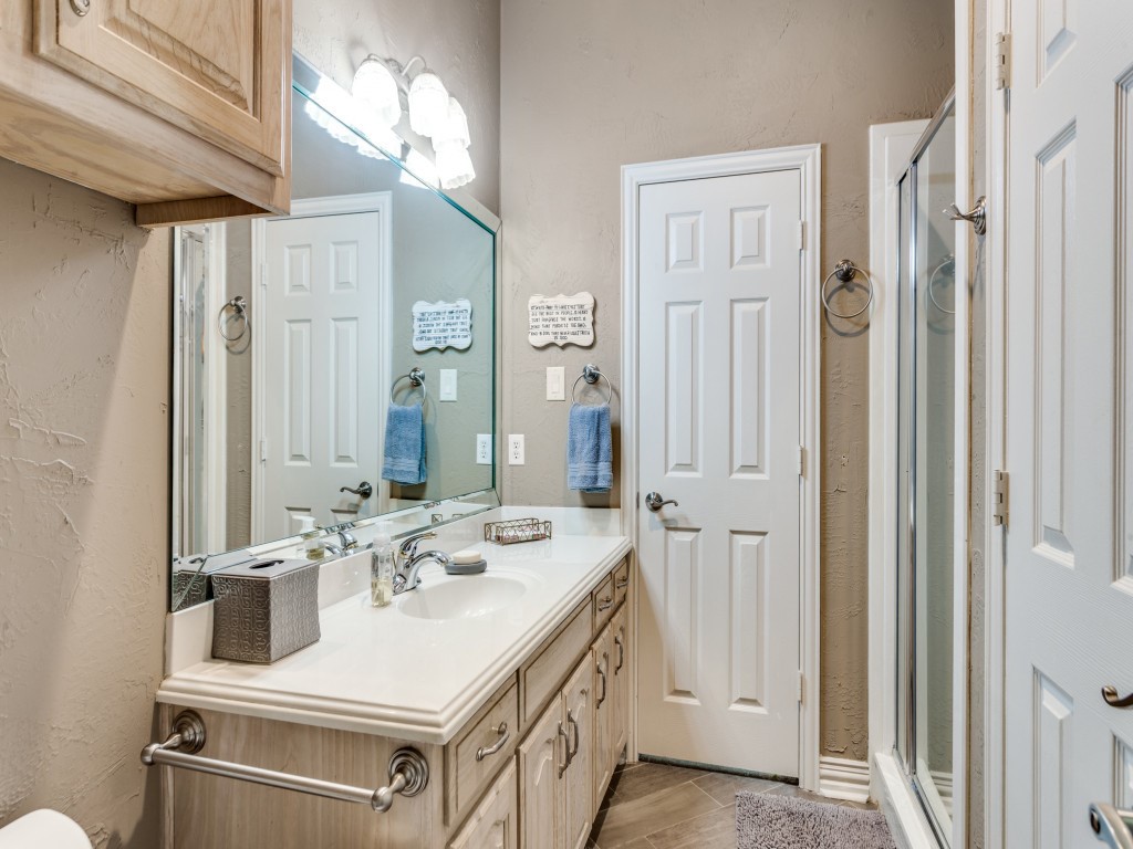 405 Shenandoah Drive Burleson TX 76028