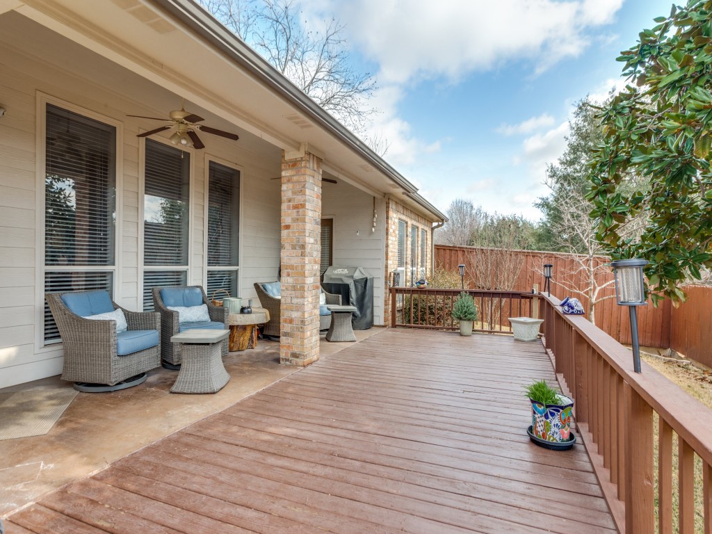 405 Shenandoah Drive Burleson TX 76028