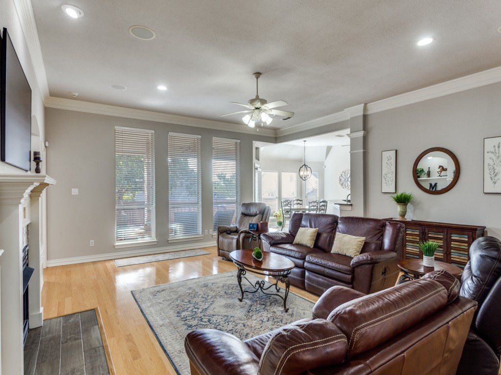 405 Shenandoah Drive Burleson TX 76028