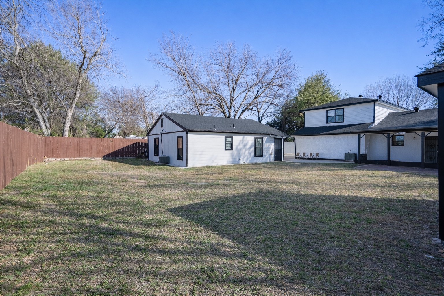 2133 Pleasant Drive Dallas TX 75227