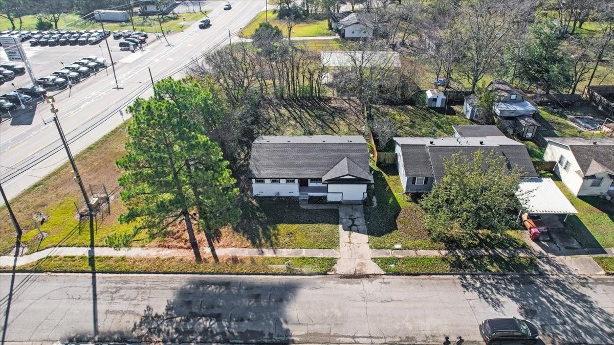 110 E Cunningham Street Bonham TX 75418