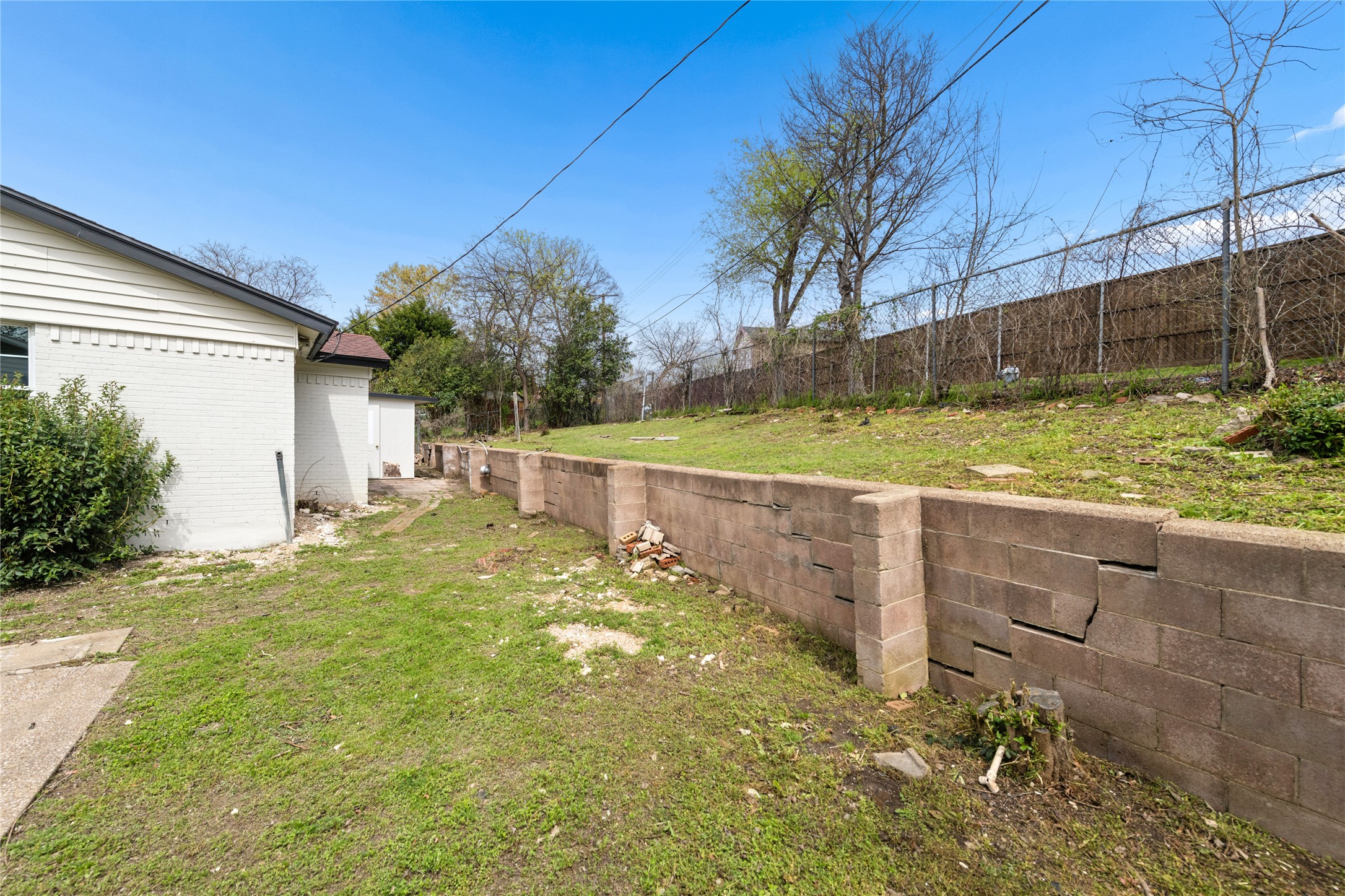 4040 Wind River Drive Dallas TX 75216