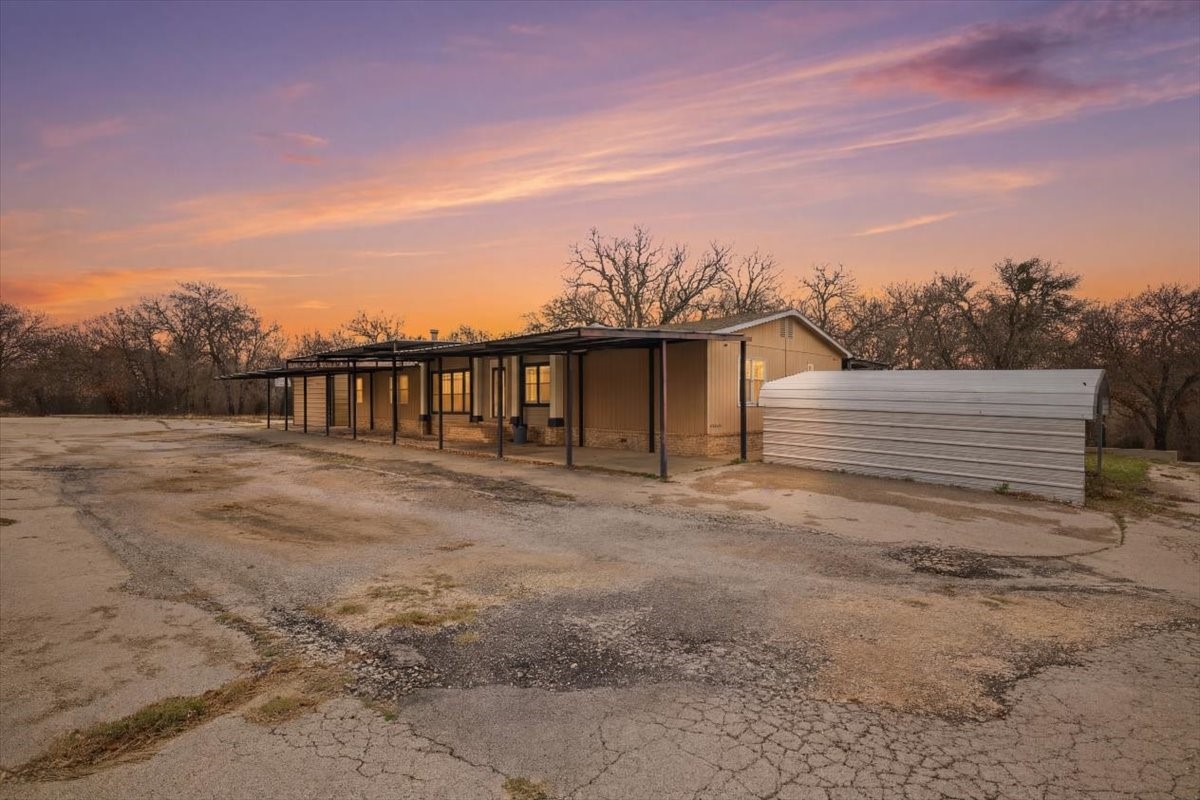 1341 Hildreth Pool Road Bowie TX 76230