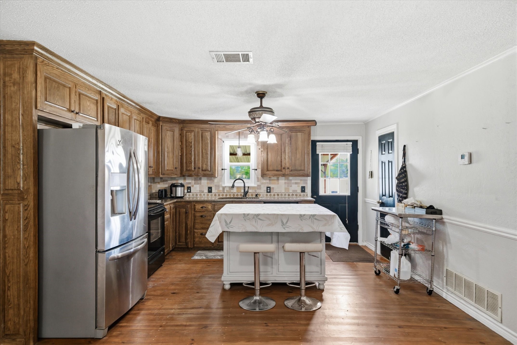 800 Vz County Road 2112 Canton TX 75103