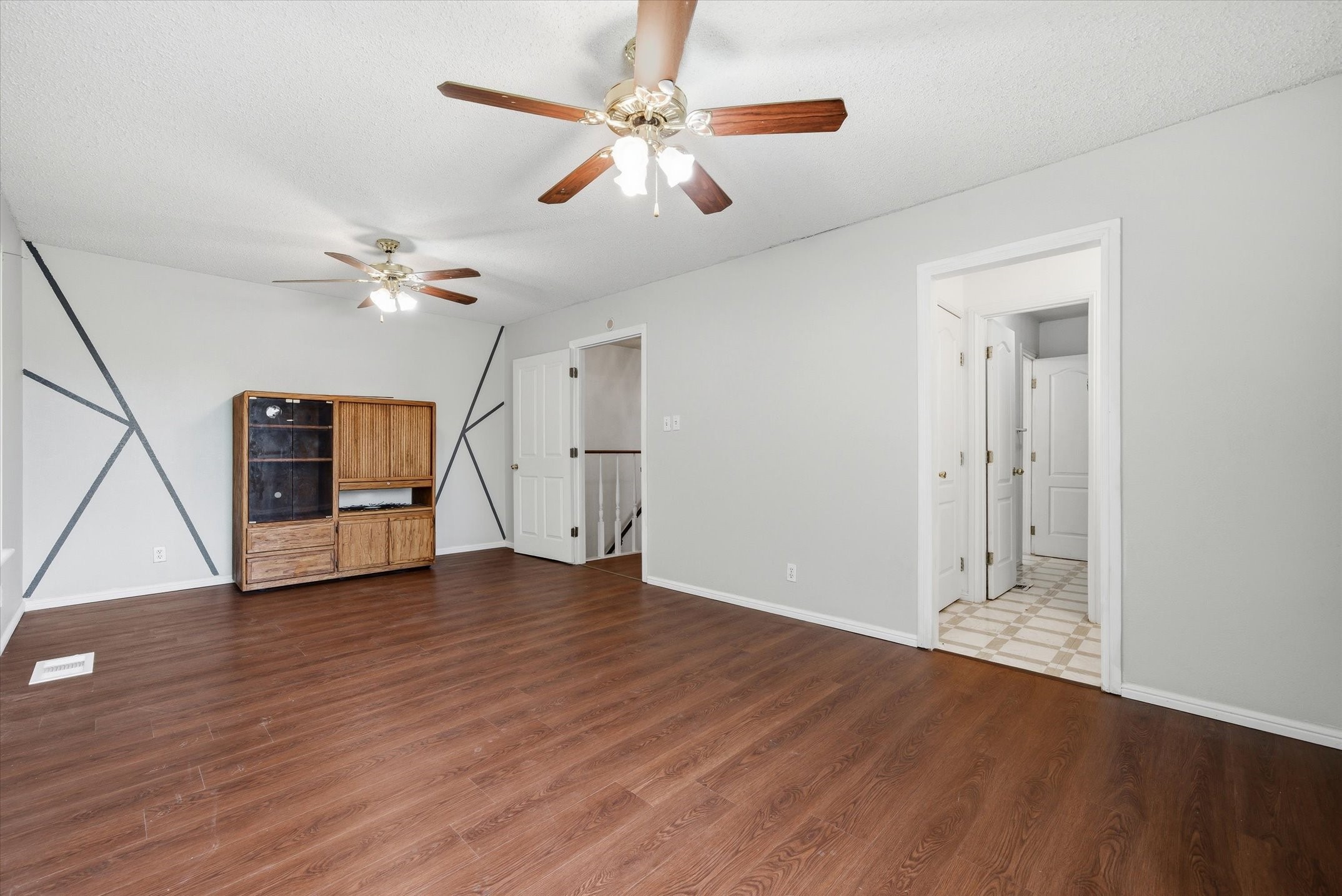 800 Vz County Road 2112 Canton TX 75103