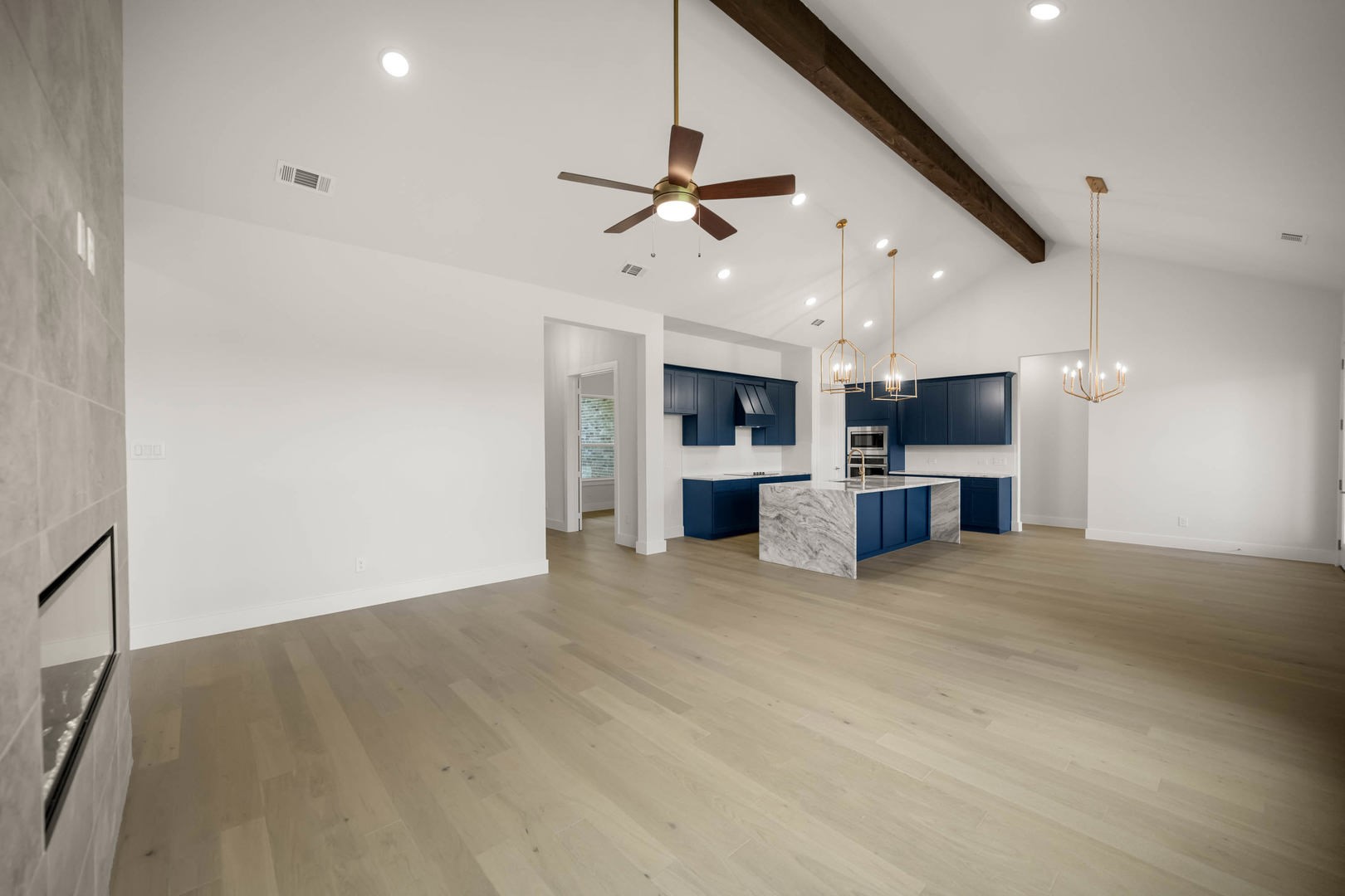 1049 Woodland Weatherford TX 76088