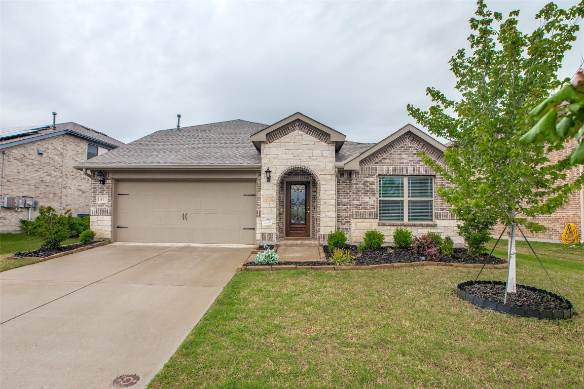 1417 Pleasant Knoll Trail Aubrey TX 76227