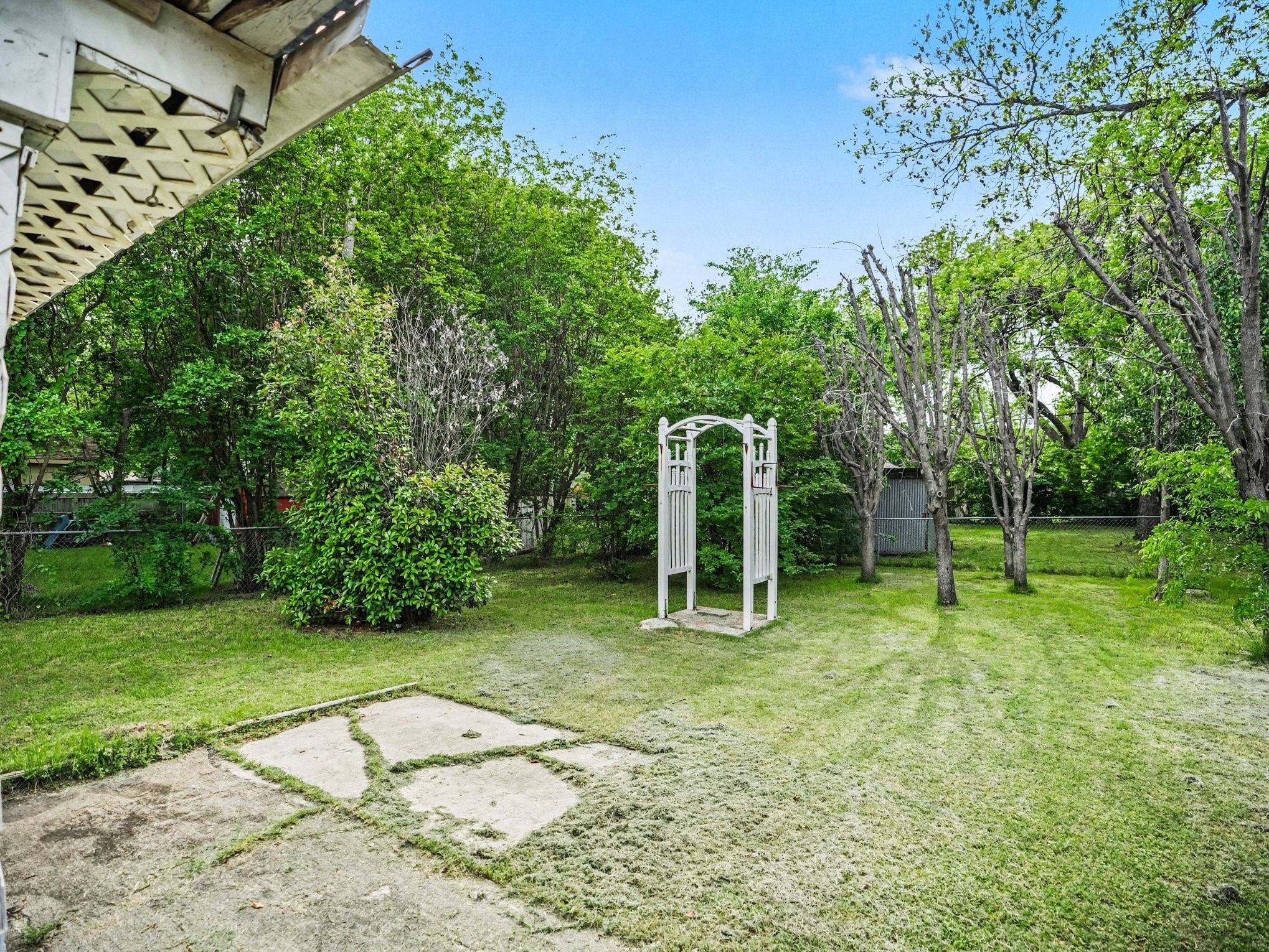 813 32nd Street Grand Prairie TX 75050