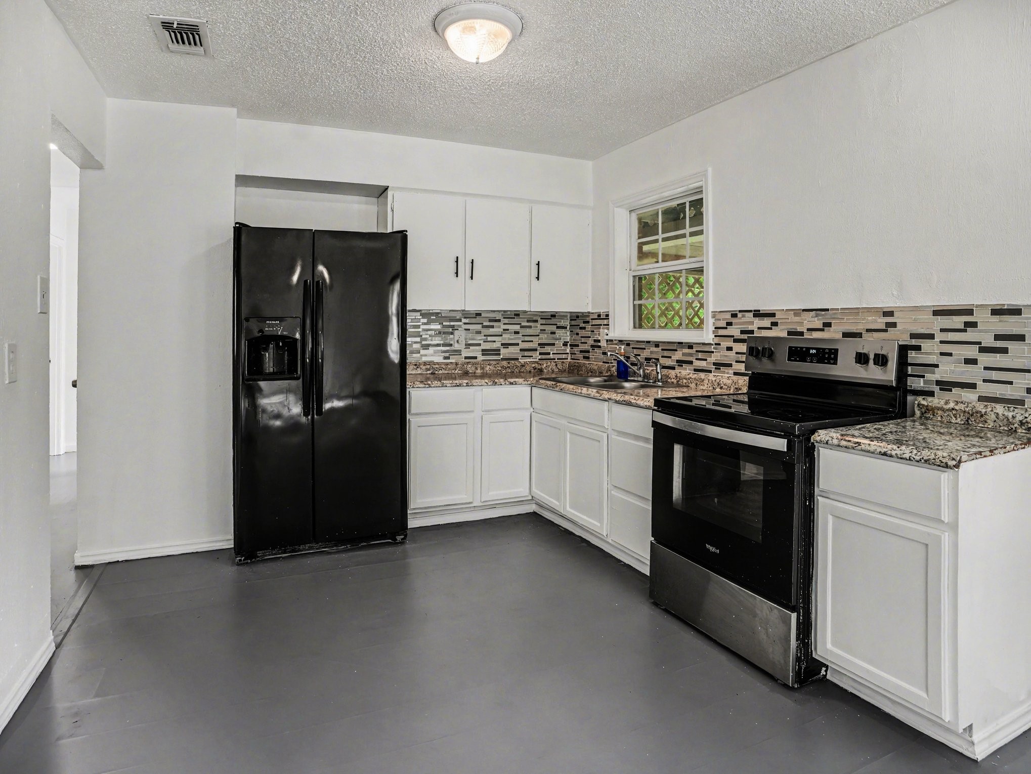 813 32nd Street Grand Prairie TX 75050