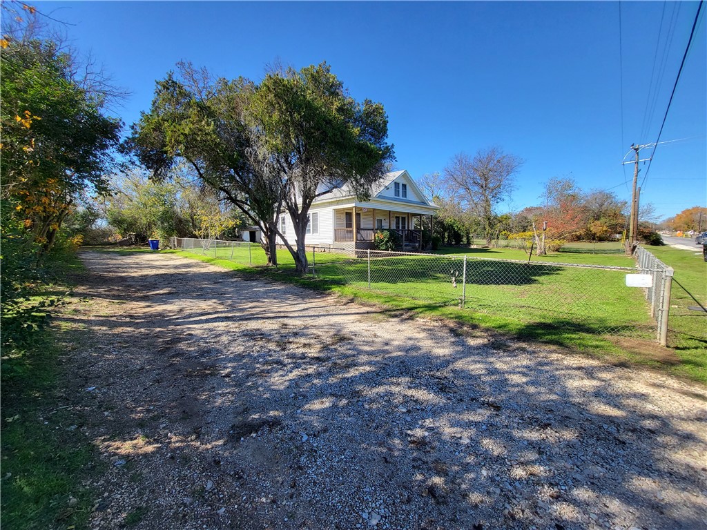 426 N Houston Street Lorena TX 76655