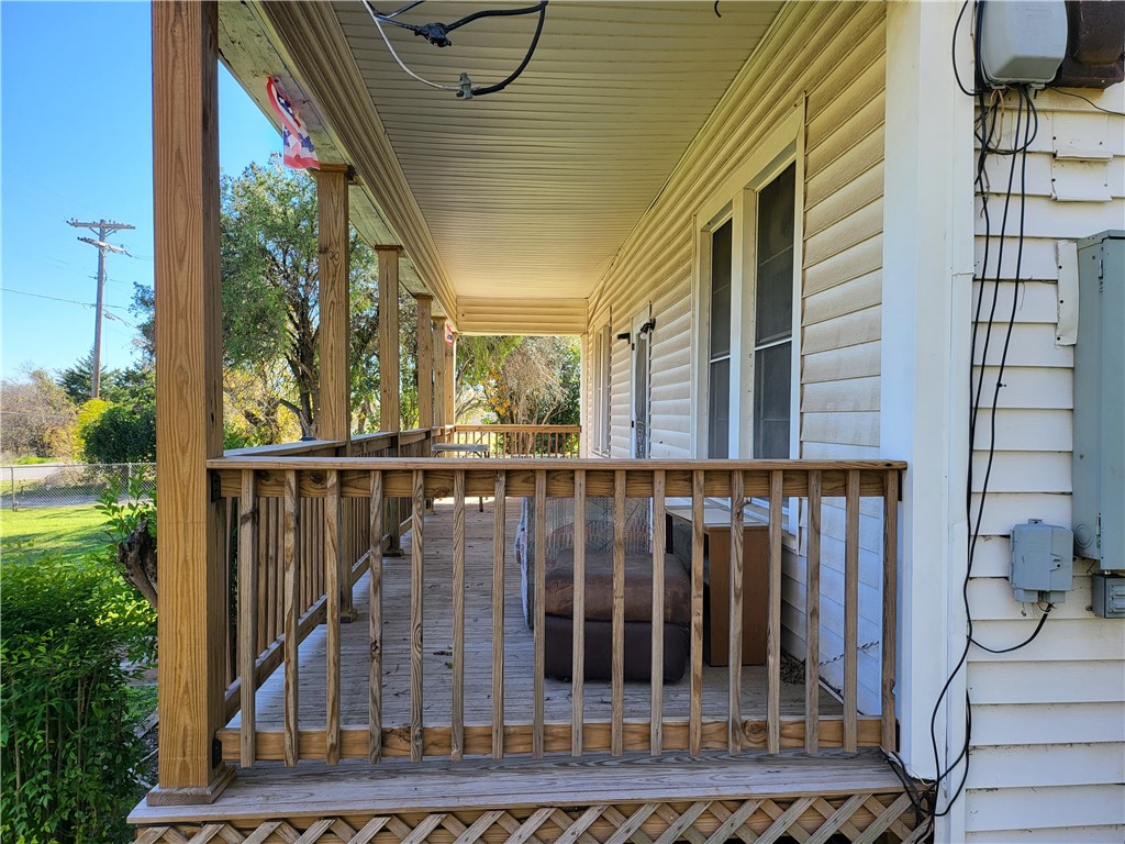 426 N Houston Street Lorena TX 76655