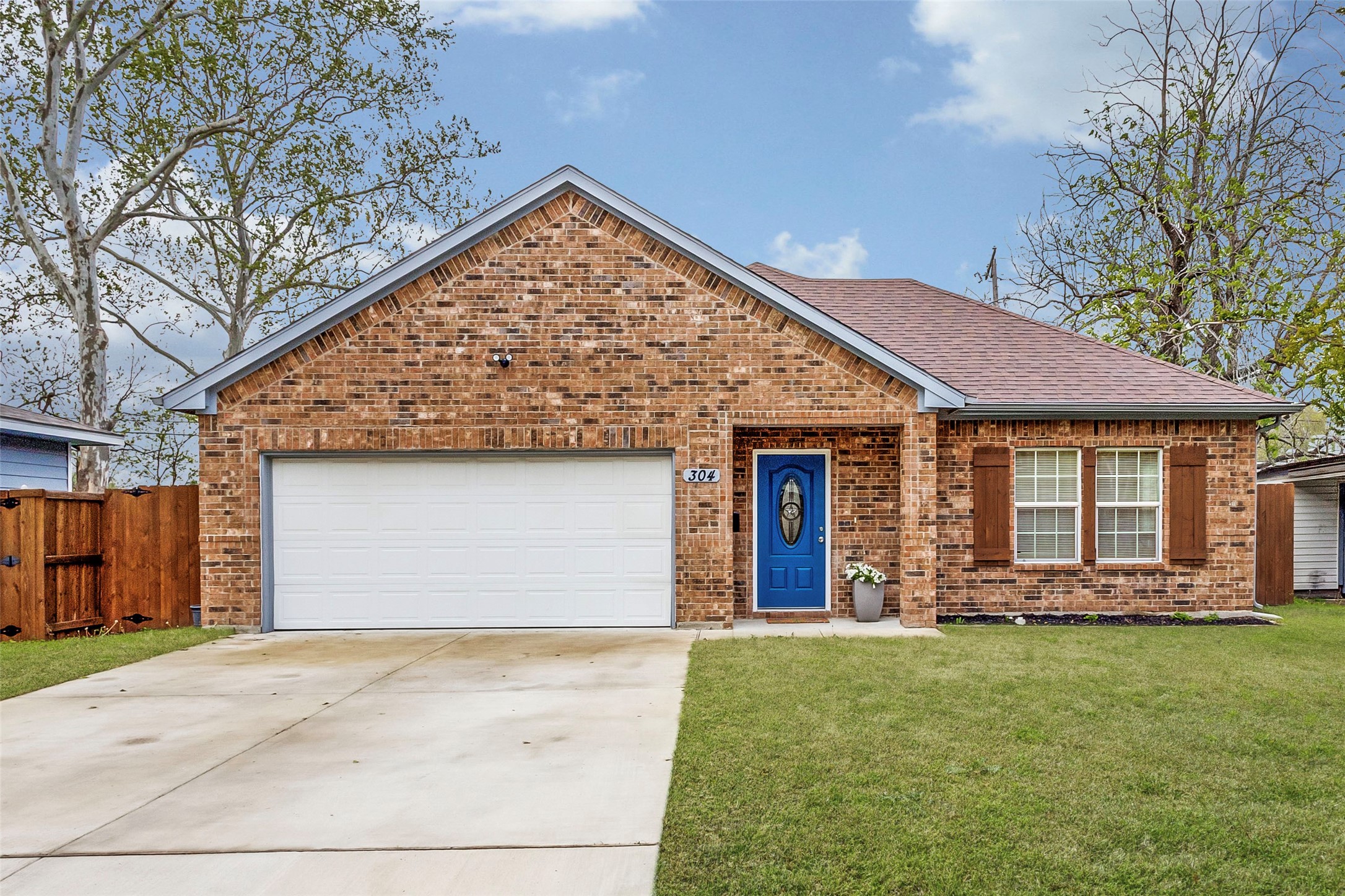 304 Franklin Avenue Mckinney TX 75069