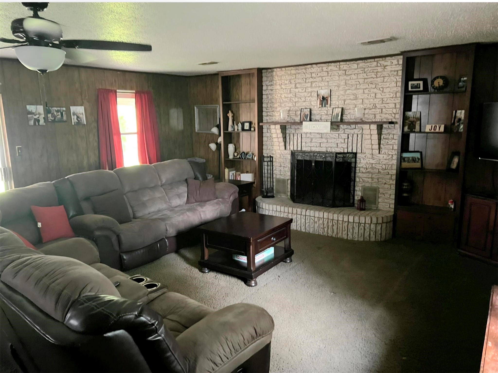 440 S Bois D Arc Street Blossom TX 75416