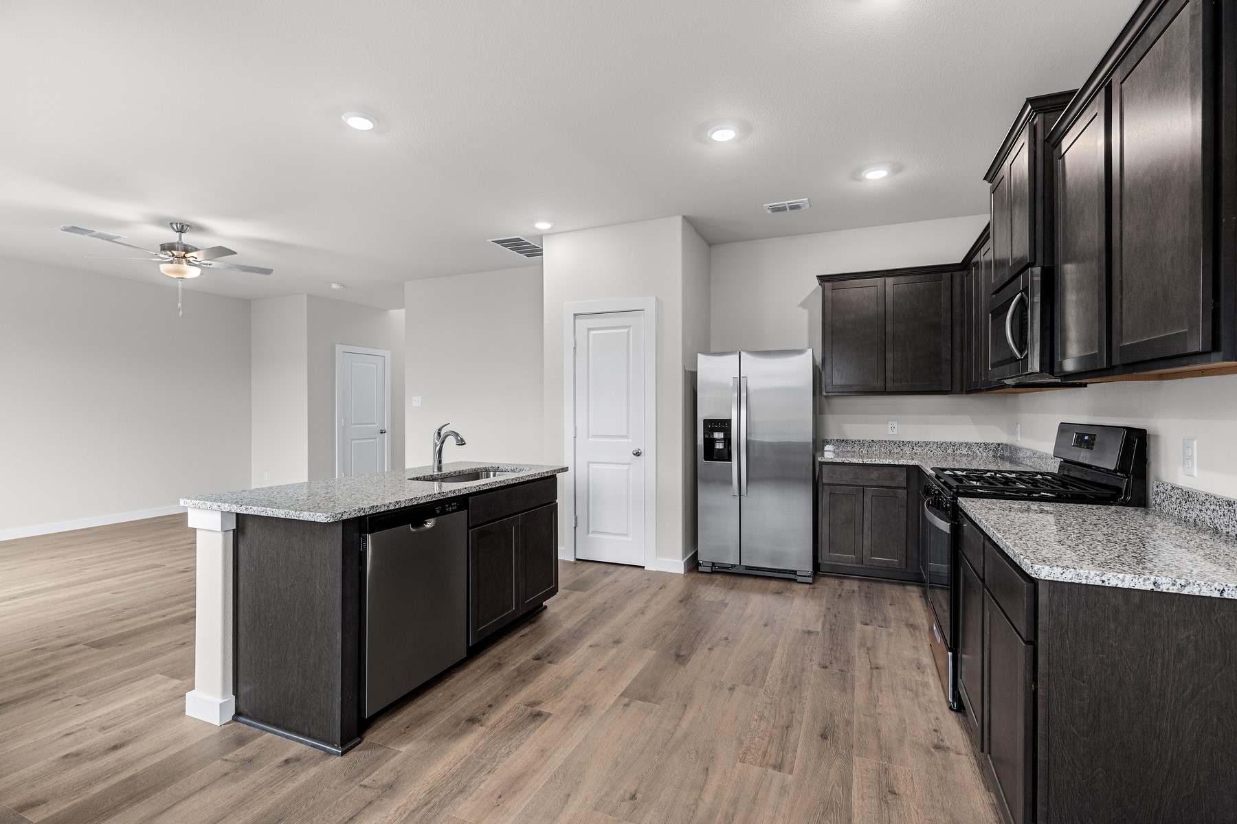 3908 Starry Night Cove Sherman TX 75092