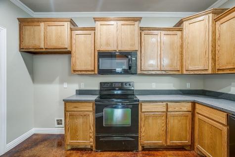 212 W 1st Street Weatherford TX 76086