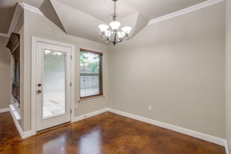 212 W 1st Street Weatherford TX 76086