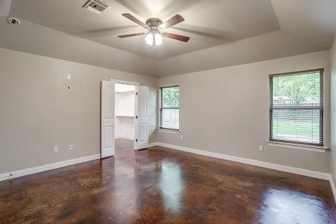 212 W 1st Street Weatherford TX 76086