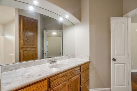 212 W 1st Street Weatherford TX 76086