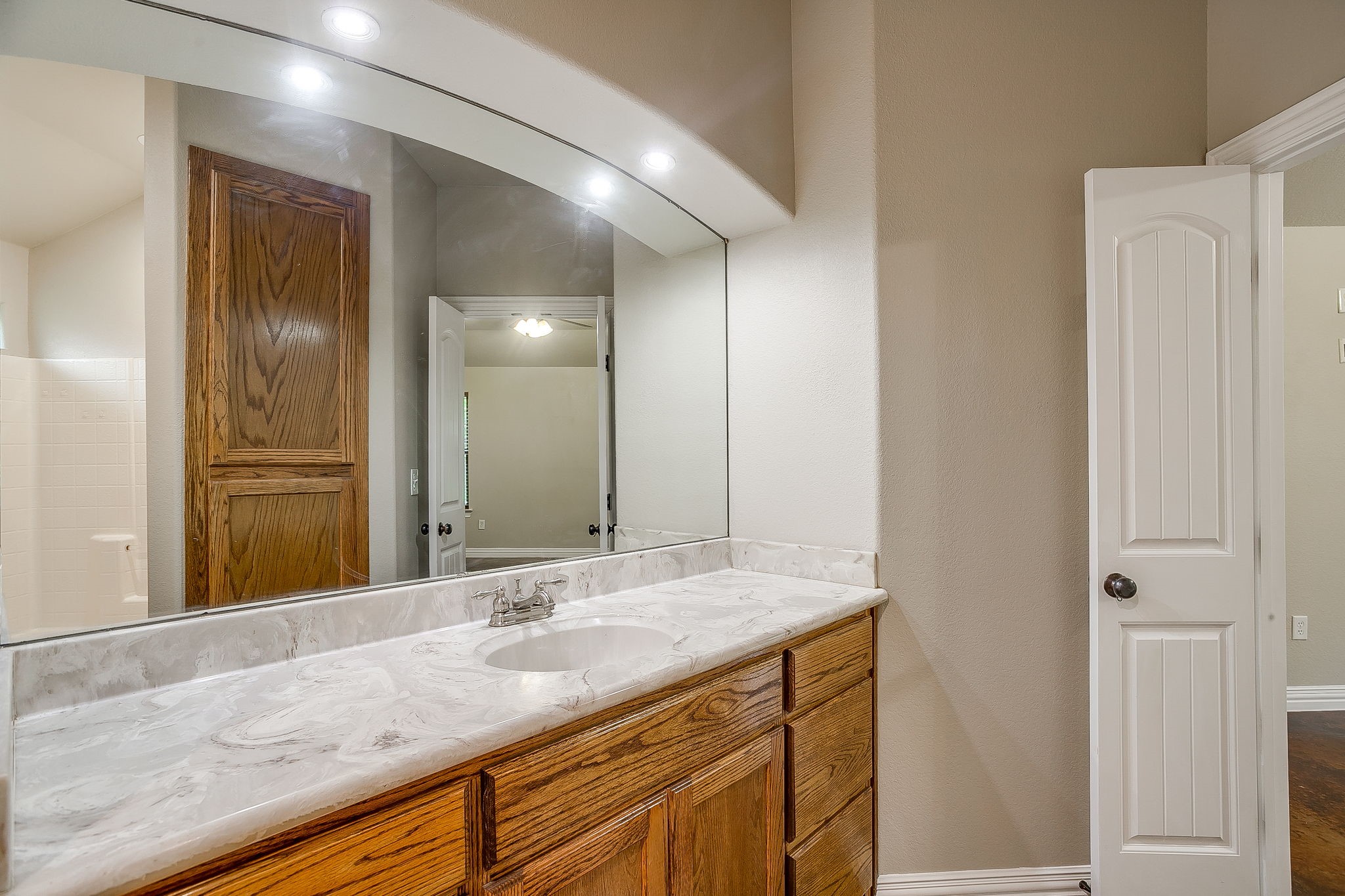 212 W 1st Street Weatherford TX 76086