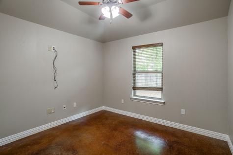 212 W 1st Street Weatherford TX 76086